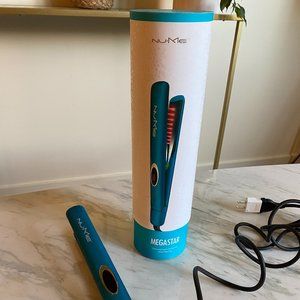 Nume Megastar Infrared Hair Straightener